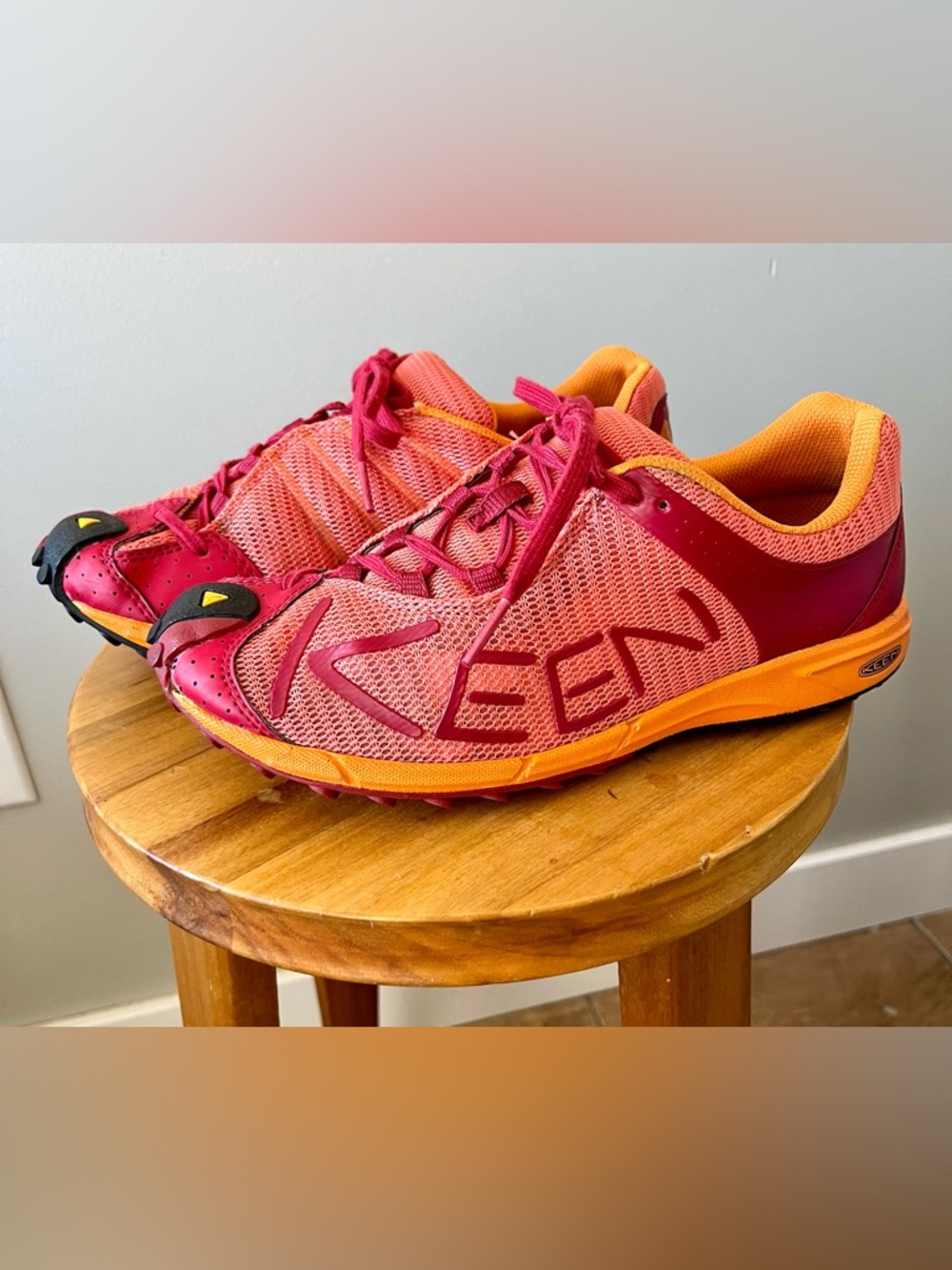 Keen Red Orange A86 TR Trail Running Shoes Asymmetrical Lace-Up Women's 8.5